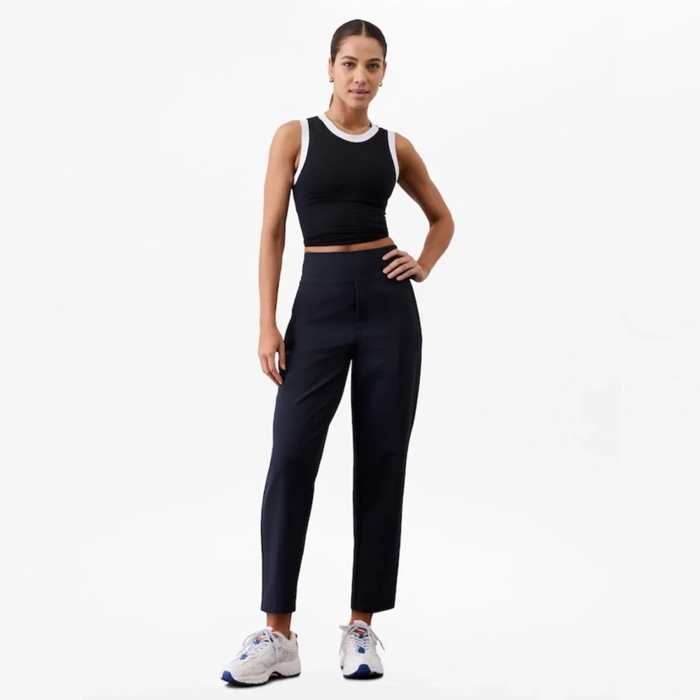 NWOT Athleta Navy Endless Pants Size 6/P